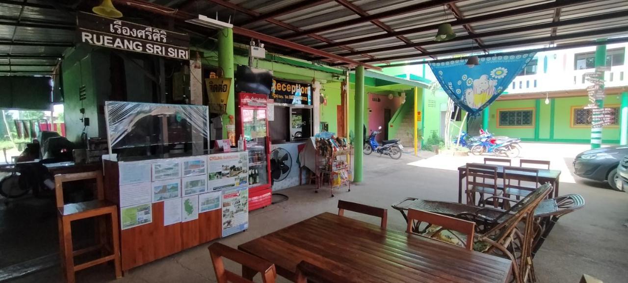Rueangsrisiri Guesthouse 2 Sukhothai Dış mekan fotoğraf