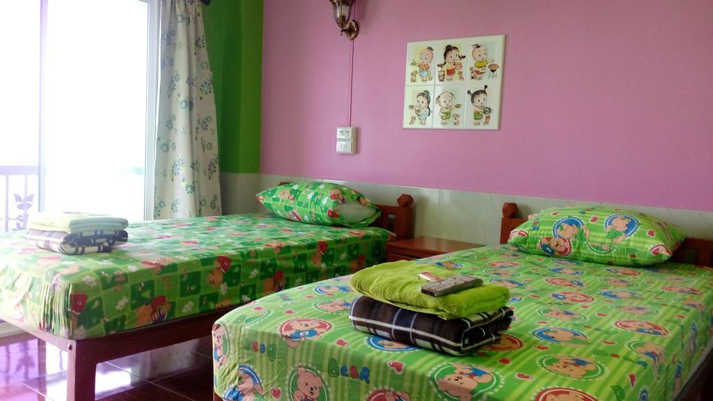 Rueangsrisiri Guesthouse 2 Sukhothai Dış mekan fotoğraf
