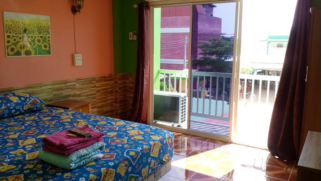 Rueangsrisiri Guesthouse 2 Sukhothai Dış mekan fotoğraf