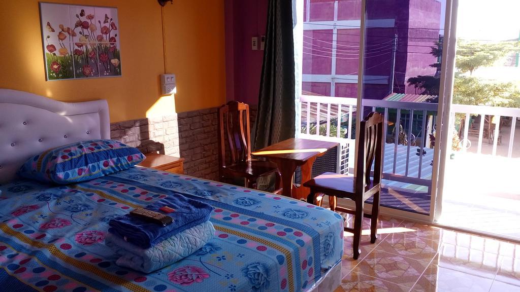 Rueangsrisiri Guesthouse 2 Sukhothai Dış mekan fotoğraf
